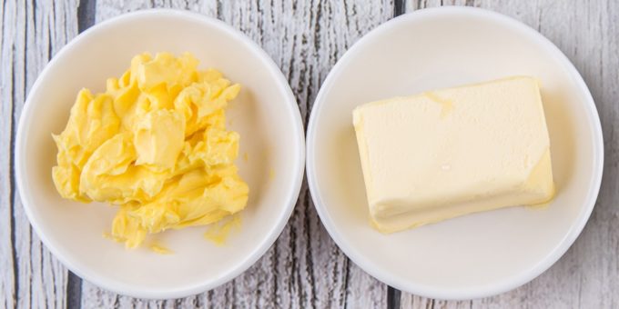 Apa Sih Perbedaan Margarin Dan Mentega Butter