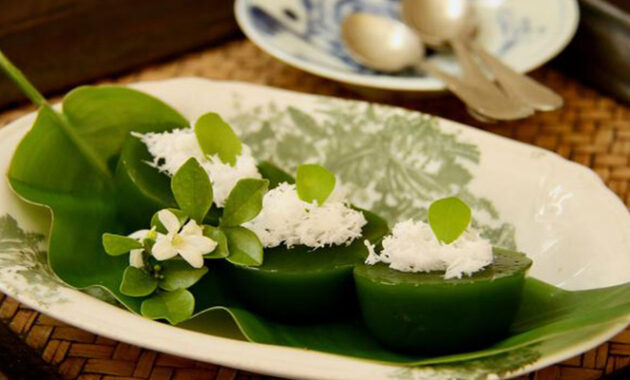 Cara Membuat Kue Lumpang, Si Hijau Kenyal dari Palembang