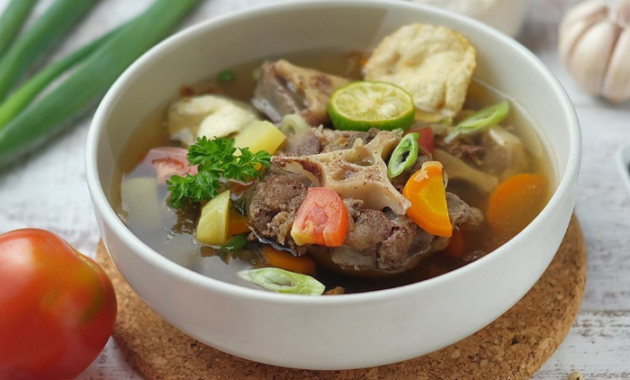 Resep sop dengkul sapi