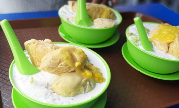 Resep Es Durian Susu: Pecinta Durian Pasti Suka!